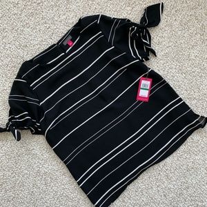 NWT Vince Camuto Black Tie-Sleeve Top, Size L